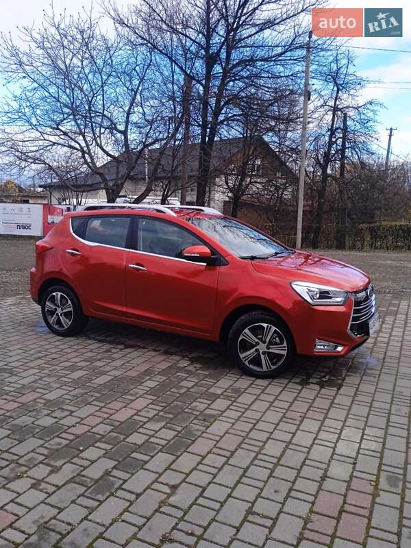 Позашляховик / Кросовер JAC JS2 2021 в Косові фото Позашляховик / Кросовер JAC JS2 2021 в Косові