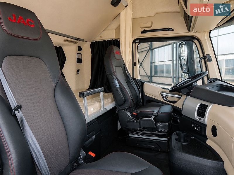 Тягач JAC K7 2026 в Киеве фото 19 Тягач JAC K7 2026 в Киеве