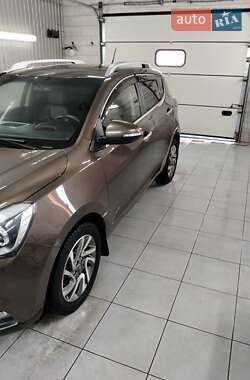 Хэтчбек JAC S2 2017 в 