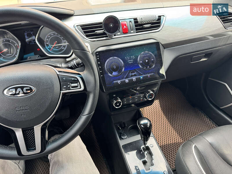 Хэтчбек JAC S2 2018 в Киеве