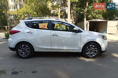 Хетчбек JAC S2 2017 в 
