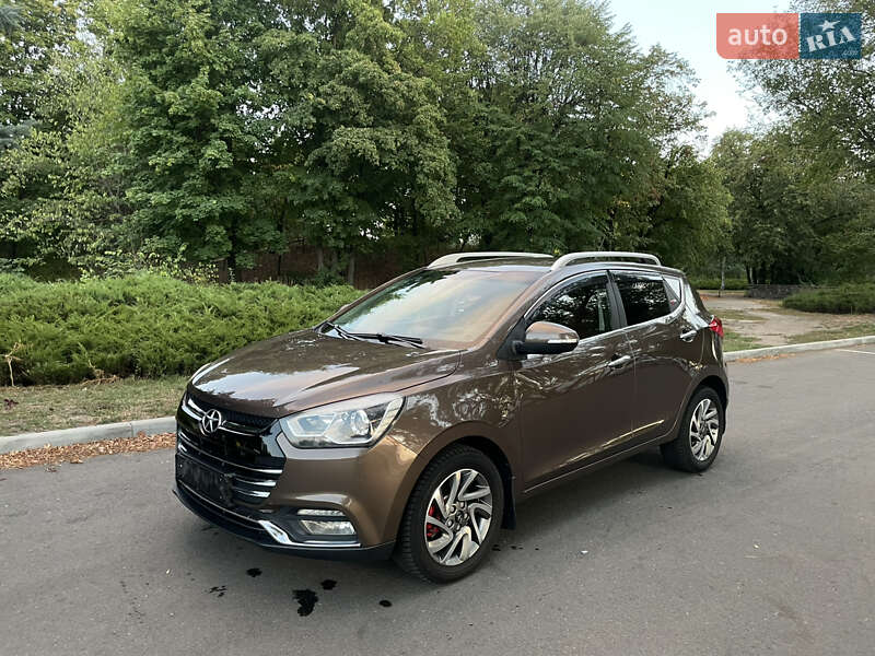 Хэтчбек JAC S2 2018 в 