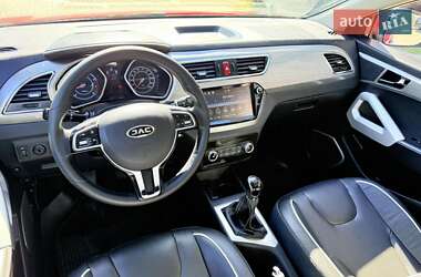 Хетчбек JAC S2 2018 в 