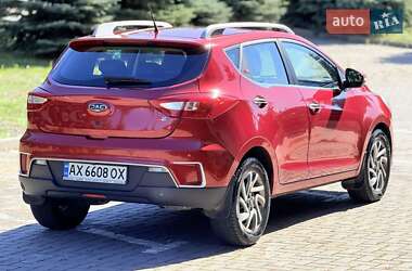 Хетчбек JAC S2 2018 в 