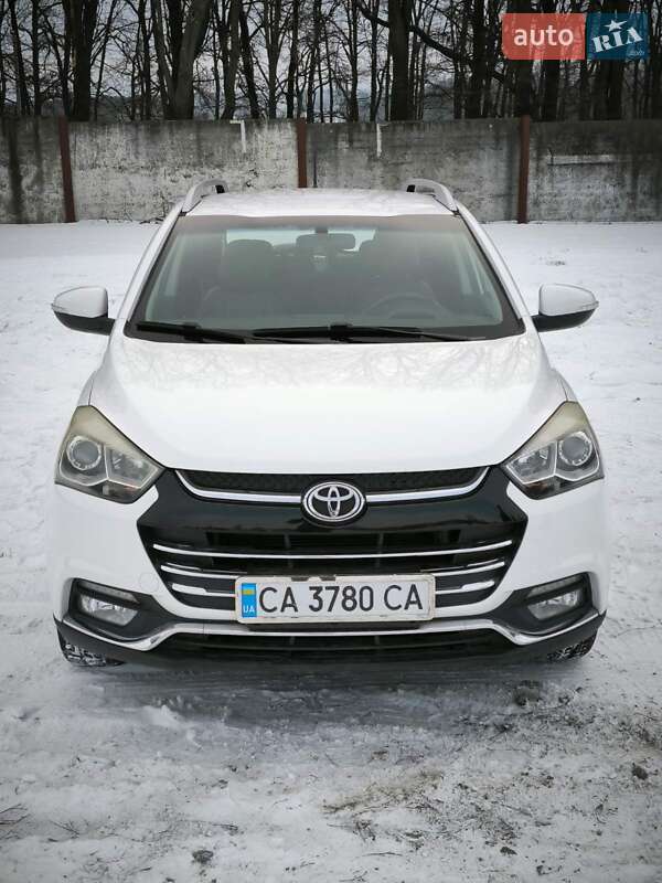 Хэтчбек JAC S2 2017 в Умани