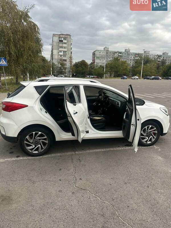 Хэтчбек JAC S2 2016 в Славянске