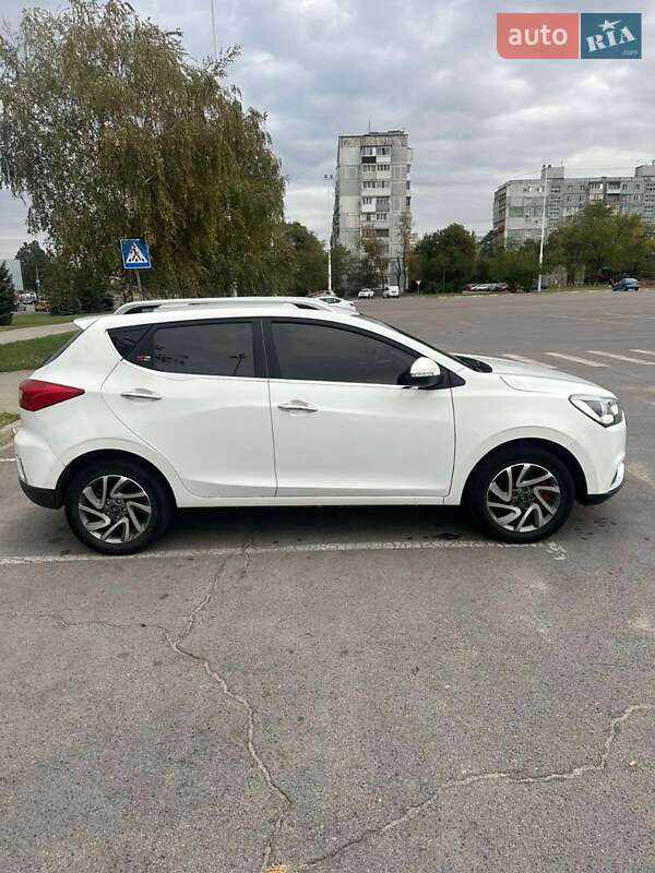Хэтчбек JAC S2 2016 в Славянске
