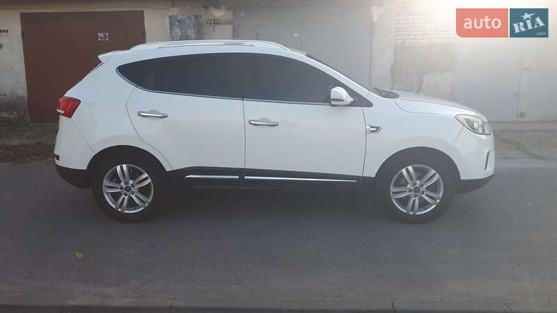 Внедорожник / Кроссовер JAC S5 2013 в Хмельницком