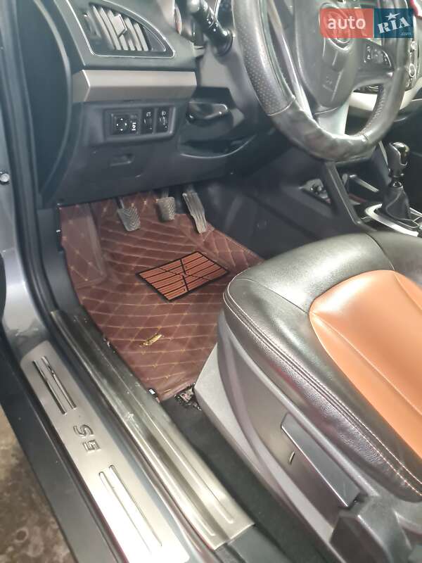 Позашляховик / Кросовер JAC S5 2014 в Луцьку