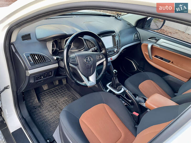 Позашляховик / Кросовер JAC S5 2014 в Запоріжжі фото 7 Позашляховик / Кросовер JAC S5 2014 в Запоріжжі