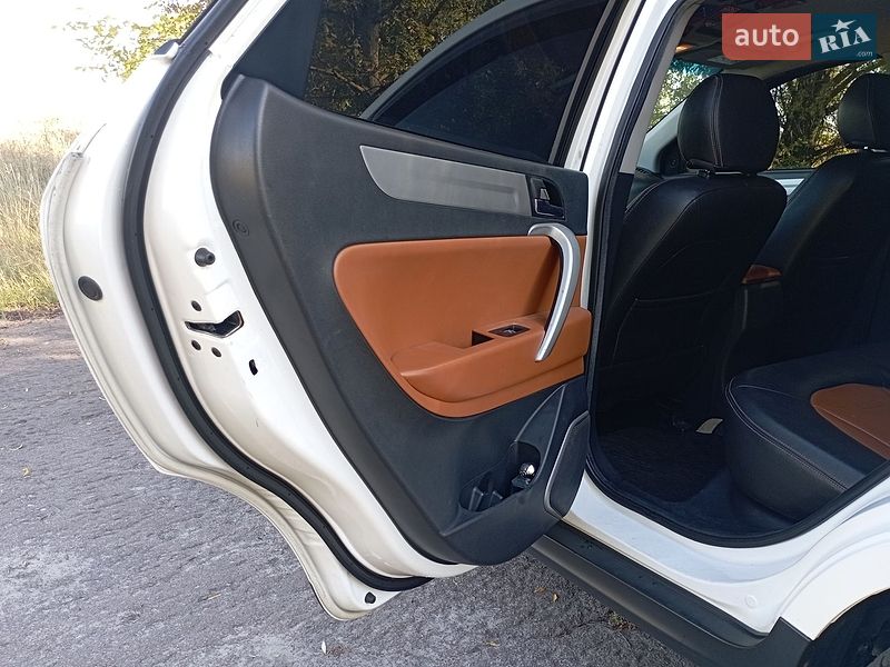 Внедорожник / Кроссовер JAC S5 2014 в Нежине