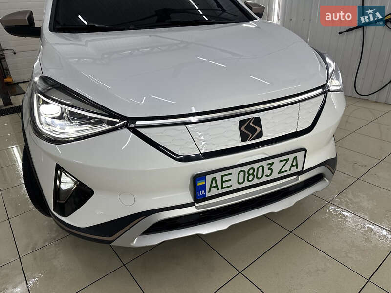 Внедорожник / Кроссовер JAC SOL E20X 2020 в 