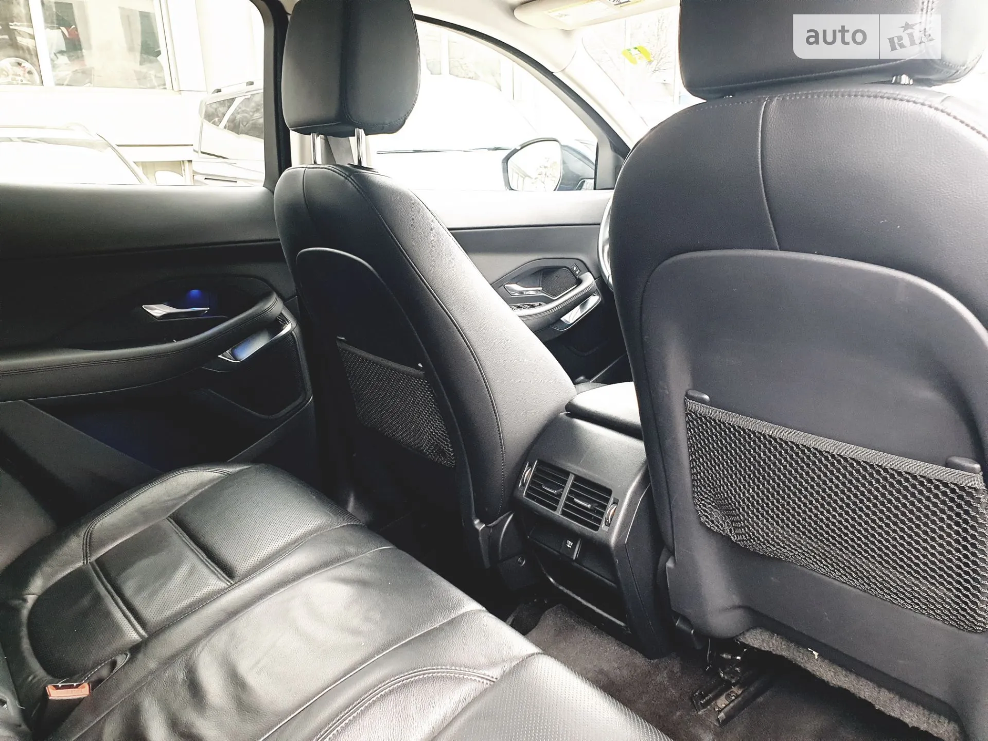2018 Jaguar E-Pace - мініатюра 27