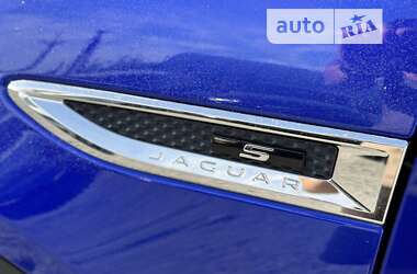 Позашляховик / Кросовер Jaguar E-Pace 2018 в Рівному