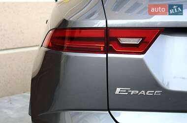 Внедорожник / Кроссовер Jaguar E-Pace 2020 в 
