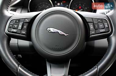 Внедорожник / Кроссовер Jaguar E-Pace 2020 в 