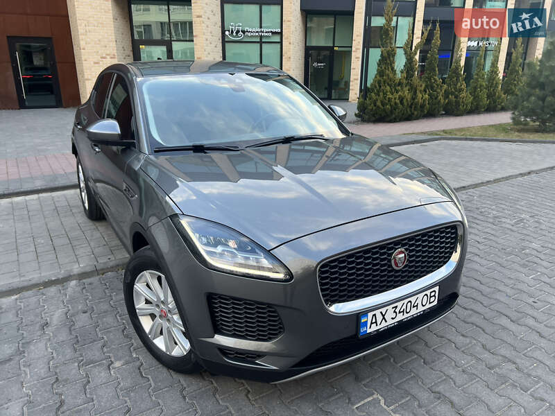 Позашляховик / Кросовер Jaguar E-Pace 2020 в 