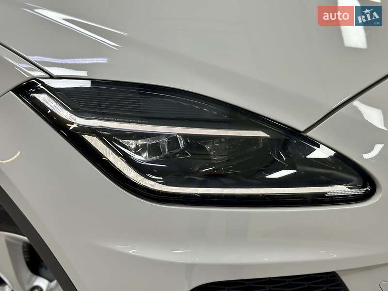 Позашляховик / Кросовер Jaguar E-Pace 2021 в Києві