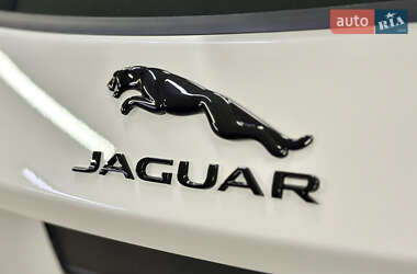 Внедорожник / Кроссовер Jaguar E-Pace 2021 в 
