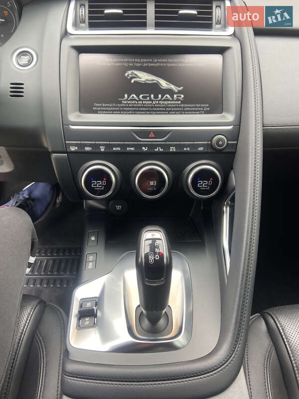 Внедорожник / Кроссовер Jaguar E-Pace 2018 в Тернополе