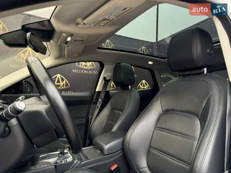 Внедорожник / Кроссовер Jaguar E-Pace 2018 в Киеве