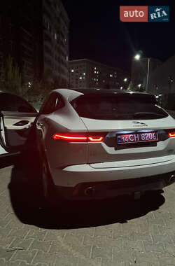 Внедорожник / Кроссовер Jaguar E-Pace 2018 в 