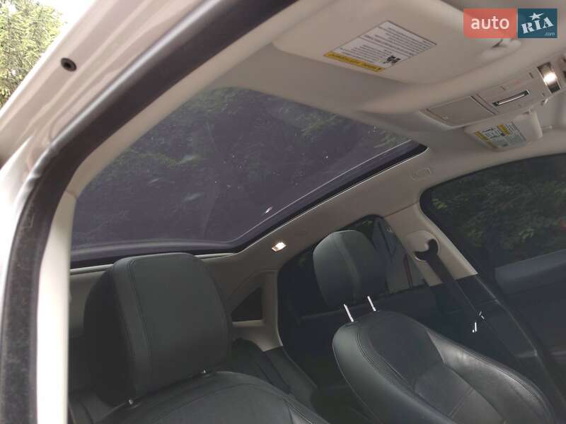 Внедорожник / Кроссовер Jaguar E-Pace 2018 в Киеве