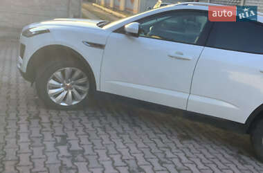 Внедорожник / Кроссовер Jaguar E-Pace 2020 в 