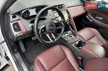 Позашляховик / Кросовер Jaguar E-Pace 2021 в 