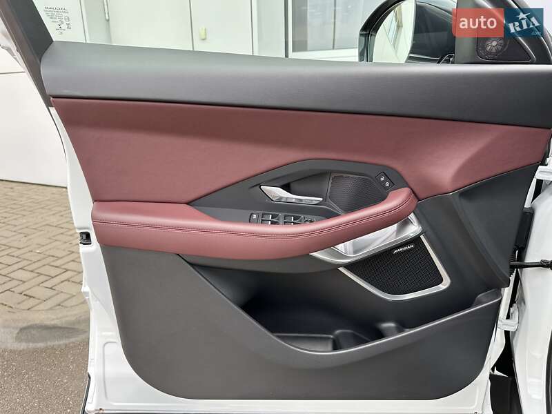 Внедорожник / Кроссовер Jaguar E-Pace 2021 в Киеве