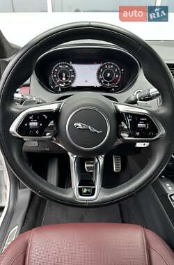 Позашляховик / Кросовер Jaguar E-Pace 2021 в 