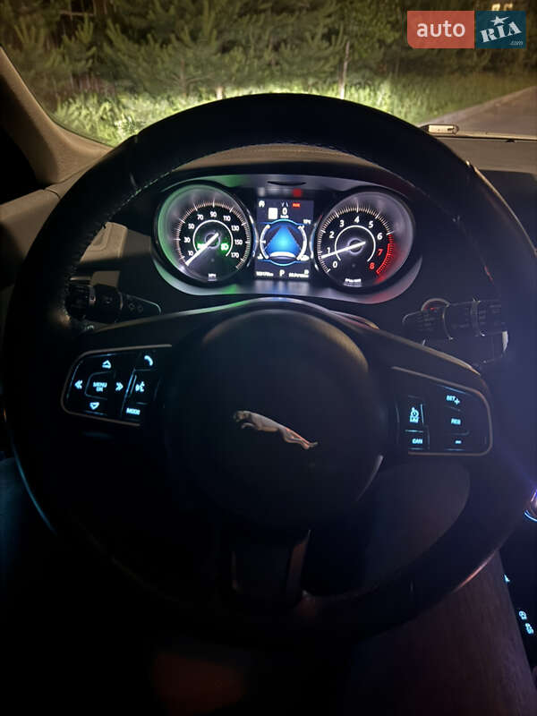 Внедорожник / Кроссовер Jaguar E-Pace 2018 в Хмельницком