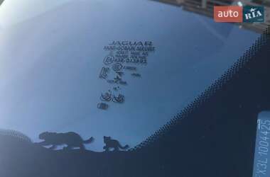 Внедорожник / Кроссовер Jaguar E-Pace 2020 в 