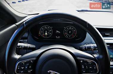 Внедорожник / Кроссовер Jaguar E-Pace 2018 в 