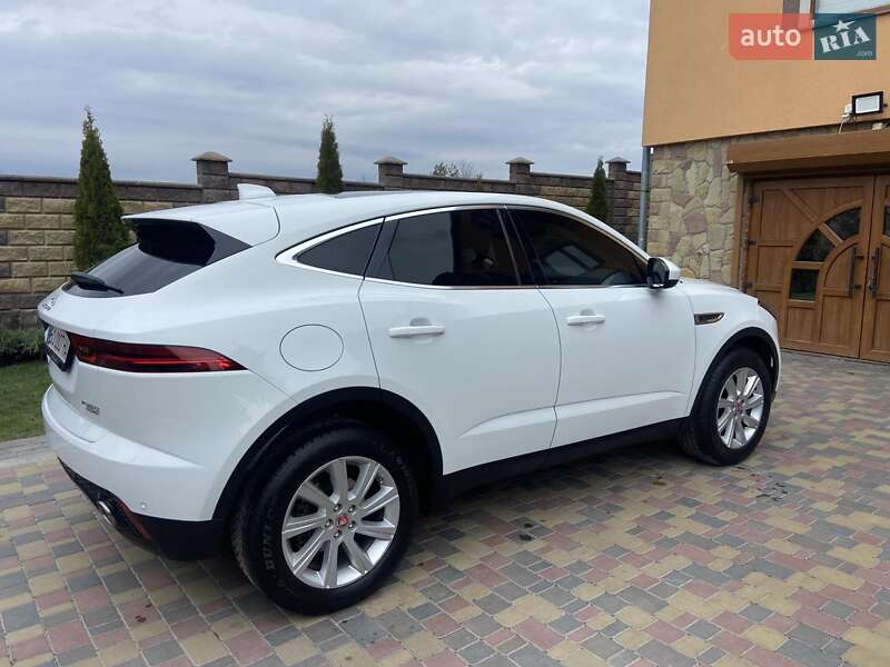 Внедорожник / Кроссовер Jaguar E-Pace 2018 в Зборове