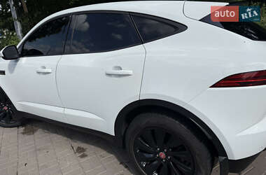 Внедорожник / Кроссовер Jaguar E-Pace 2019 в 