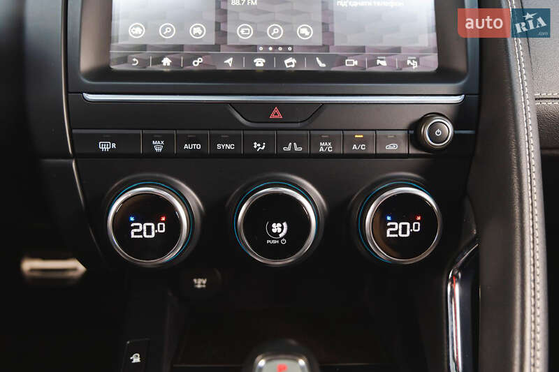 Внедорожник / Кроссовер Jaguar E-Pace 2018 в Одессе