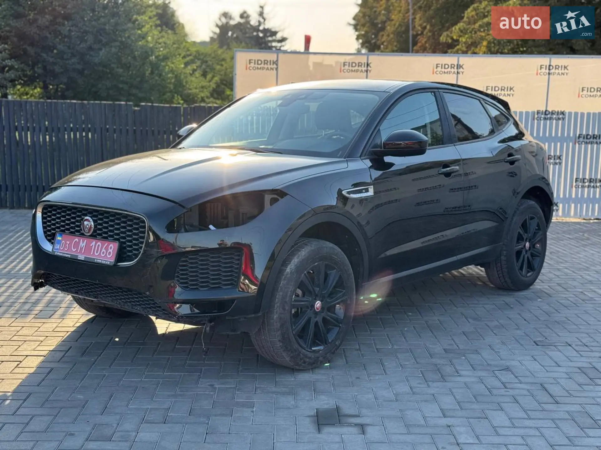 2018 Jaguar E-Pace - мініатюра 2