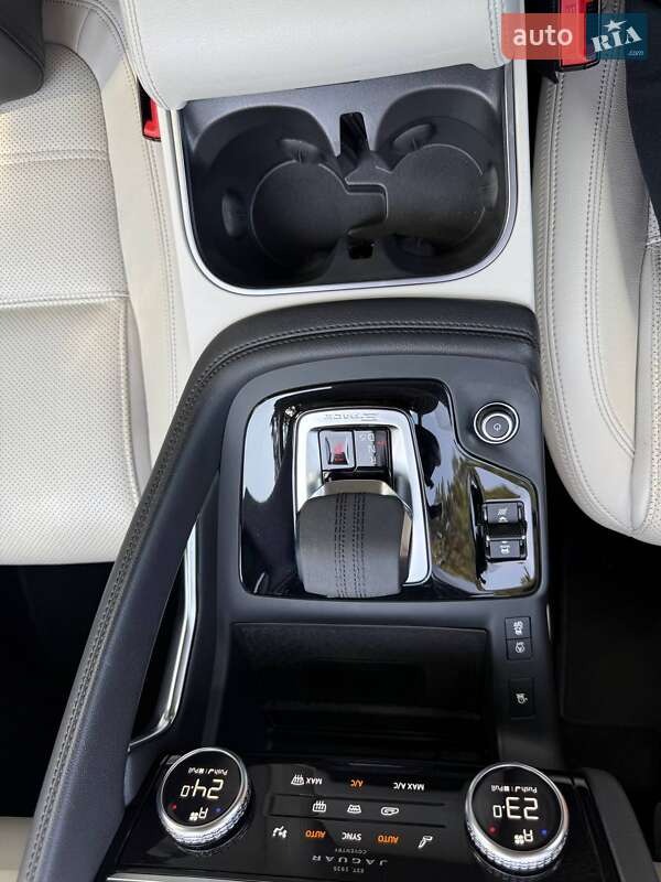 Позашляховик / Кросовер Jaguar E-Pace 2021 в Черкасах