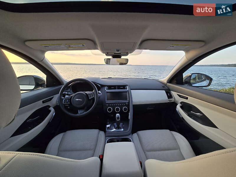 Позашляховик / Кросовер Jaguar E-Pace 2019 в Черкасах фото 12 Позашляховик / Кросовер Jaguar E-Pace 2019 в Черкасах