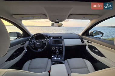 Позашляховик / Кросовер Jaguar E-Pace 2019 в 