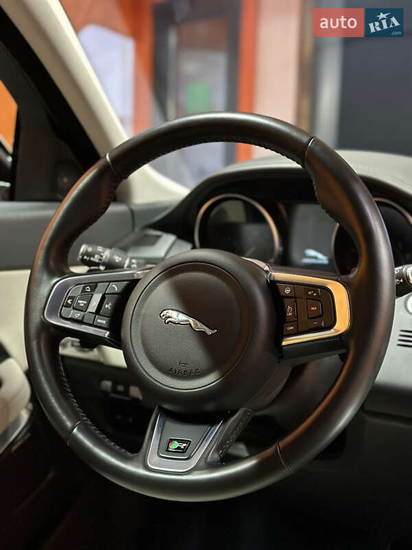 Внедорожник / Кроссовер Jaguar E-Pace 2019 в Харькове фото 22 Внедорожник / Кроссовер Jaguar E-Pace 2019 в Харькове