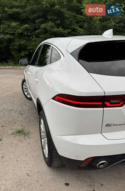 Внедорожник / Кроссовер Jaguar E-Pace 2018 в 