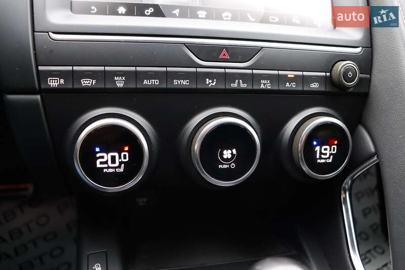 Внедорожник / Кроссовер Jaguar E-Pace 2018 в Львове