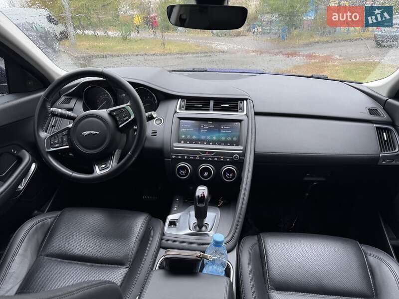 Внедорожник / Кроссовер Jaguar E-Pace 2020 в Киеве