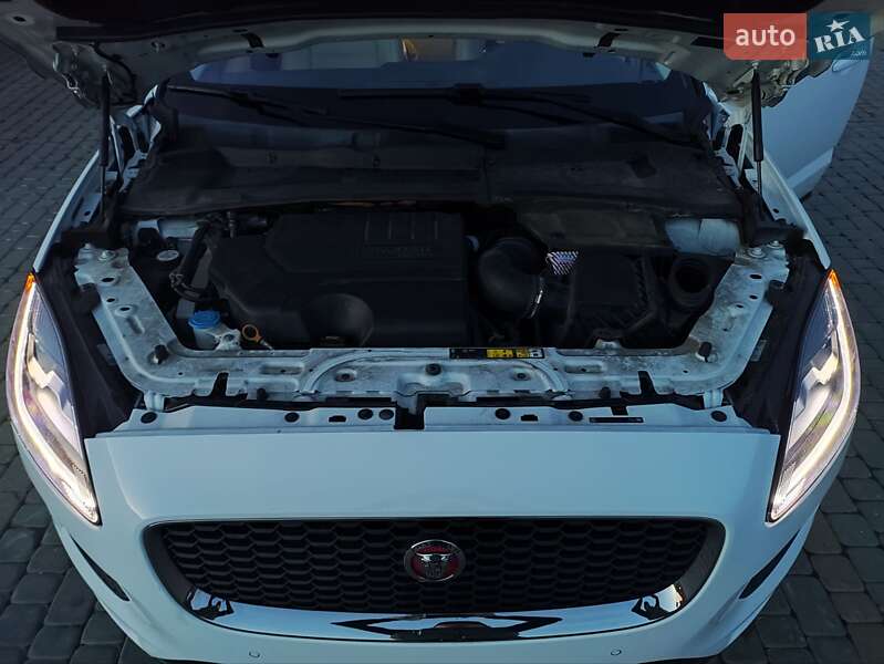 Позашляховик / Кросовер Jaguar E-Pace 2019 в Львові