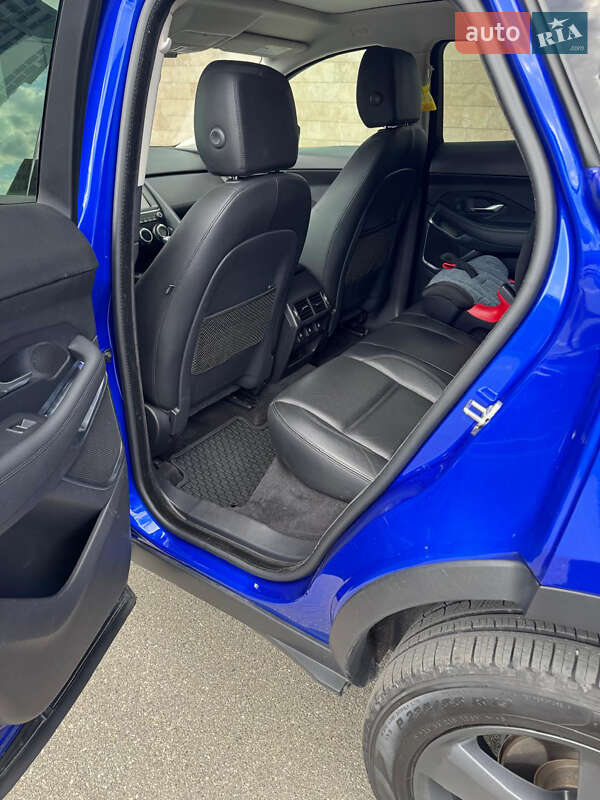 Внедорожник / Кроссовер Jaguar E-Pace 2018 в Киеве фото 35 Внедорожник / Кроссовер Jaguar E-Pace 2018 в Киеве