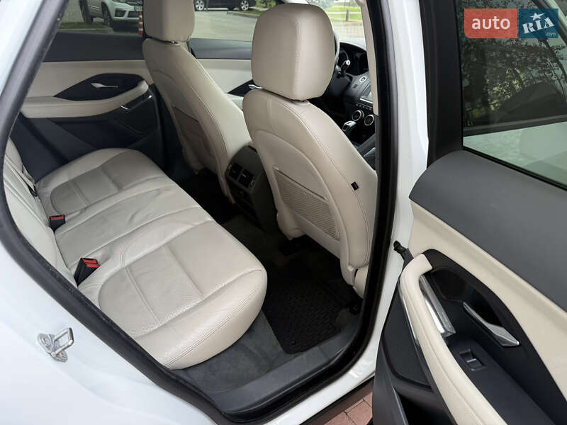 Позашляховик / Кросовер Jaguar E-Pace 2018 в Києві