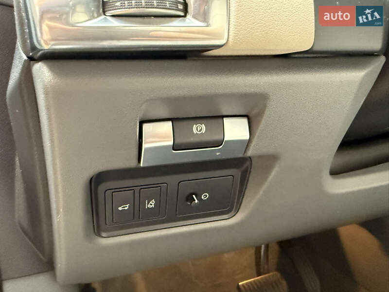 Позашляховик / Кросовер Jaguar E-Pace 2018 в Києві