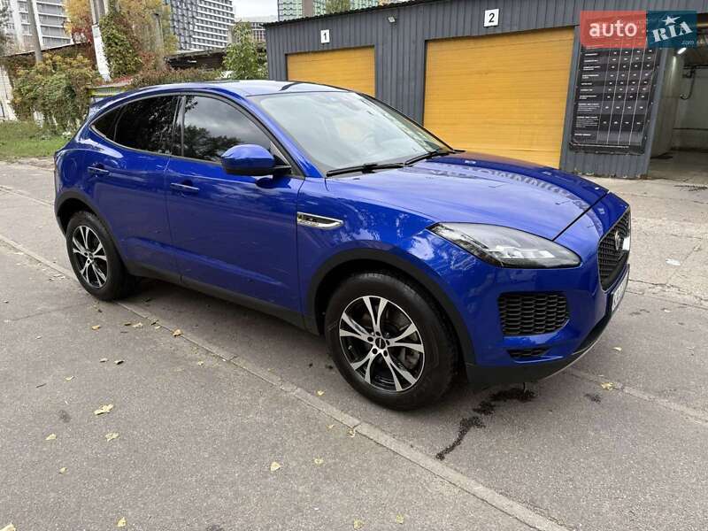 Позашляховик / Кросовер Jaguar E-Pace 2020 в Києві